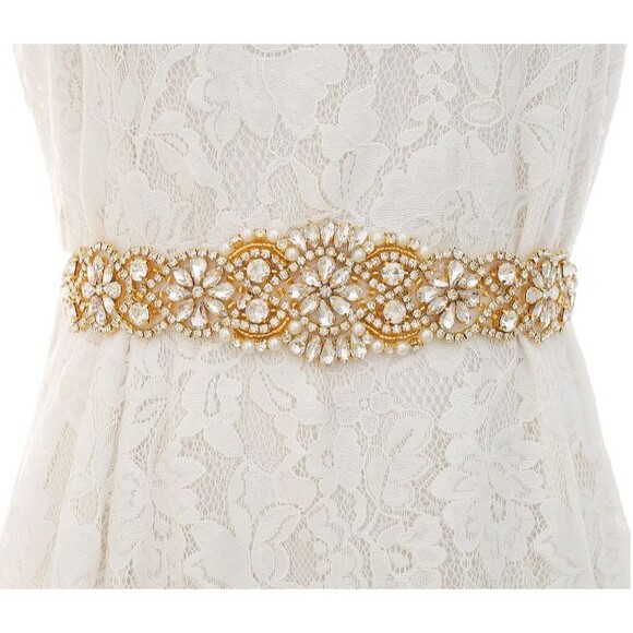 Dream A Little Dream Is A Unique One-Of-A-Kind 8-piece Tiara  Bridal Ensemble - Picture 10 of 16